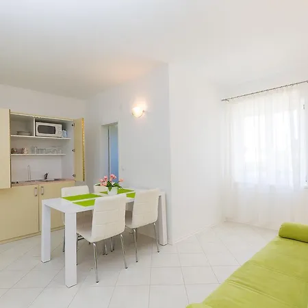 Gala Apartment Porec